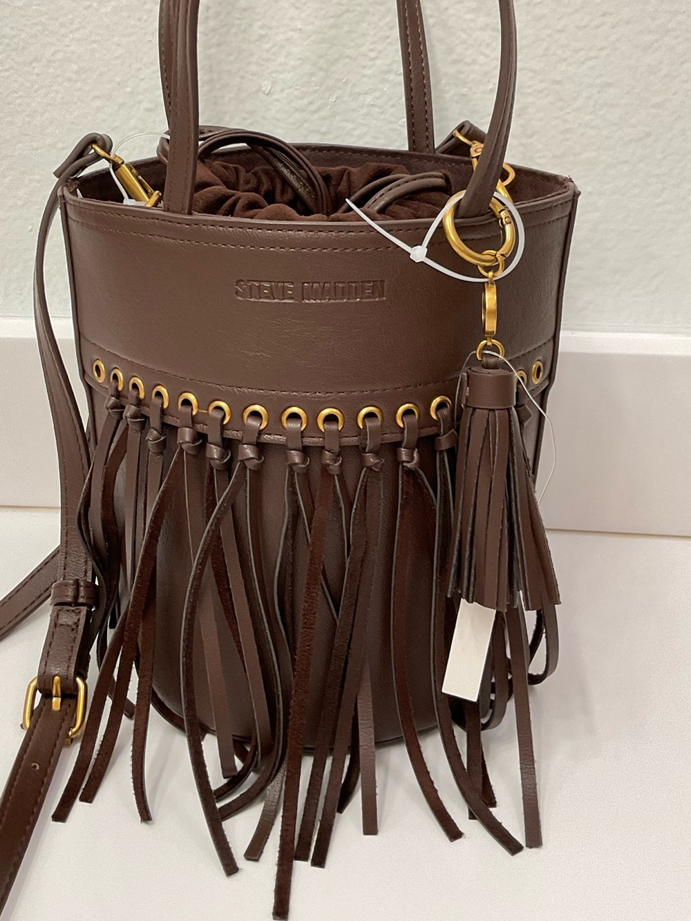 NWT Steve Madden Brown Fringe Bucket Shoulder Bag with Tassel - Picture 3 of 12